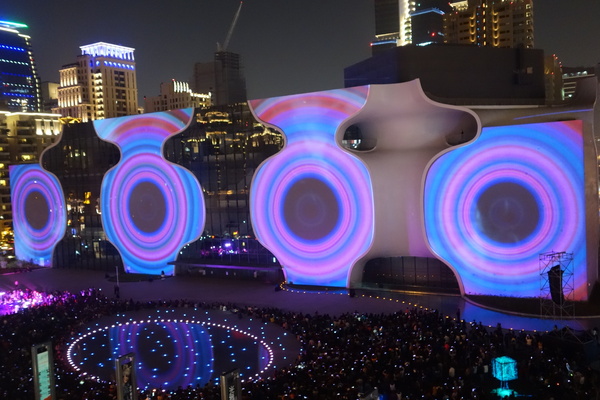 光舞紀Fantastical Metamorphosis：1031121[官本金文愛台灣]台中西屯國家歌劇院光舞紀Fantastical Metamorphosis超華麗的3D光雕之夜