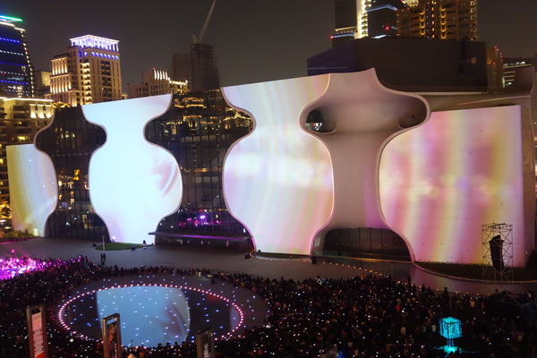 光舞紀Fantastical Metamorphosis：1031121[官本金文愛台灣]台中西屯國家歌劇院光舞紀Fantastical Metamorphosis超華麗的3D光雕之夜