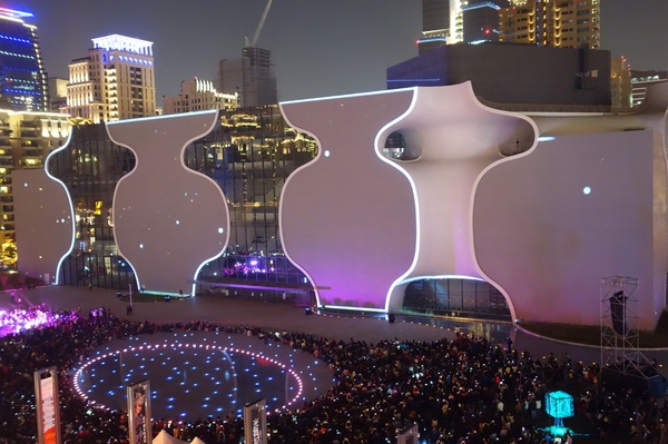 光舞紀Fantastical Metamorphosis：1031121[官本金文愛台灣]台中西屯國家歌劇院光舞紀Fantastical Metamorphosis超華麗的3D光雕之夜