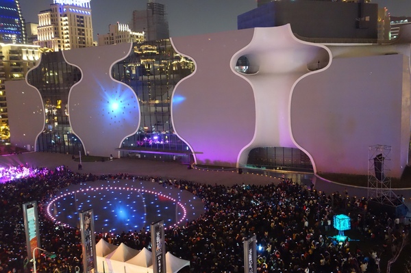 光舞紀Fantastical Metamorphosis：1031121[官本金文愛台灣]台中西屯國家歌劇院光舞紀Fantastical Metamorphosis超華麗的3D光雕之夜