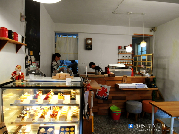 窩巷-Hidden Lane:〖台中│美食〗窩巷-Hidden Lane ❤ 隱藏於巷弄中的日式老宅甜點店,充滿著懷舊復古風,甜點擺盤超華麗~~冬季草莓新鮮上市!!