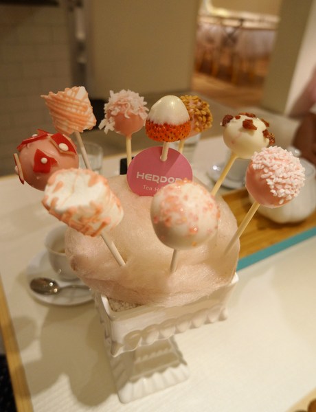 HERDOR Tea House:HERDOR Tea House♥ 女孩必訪夢幻餐廳 ♥ 內附菜單