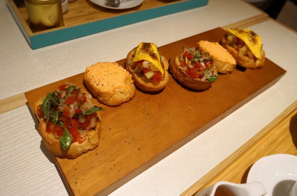 HERDOR Tea House:HERDOR Tea House♥ 女孩必訪夢幻餐廳 ♥ 內附菜單