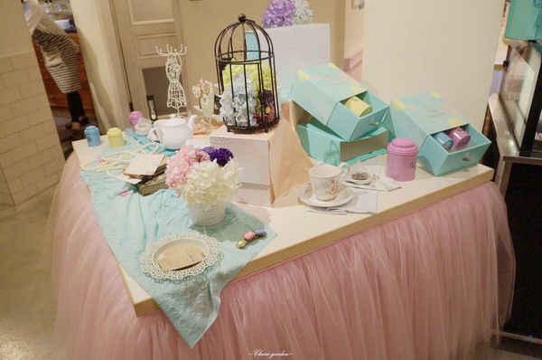 HERDOR Tea House:台北 捷運忠孝敦化站 禾多~少女心大爆發之夢幻繽紛棒棒糖蛋糕