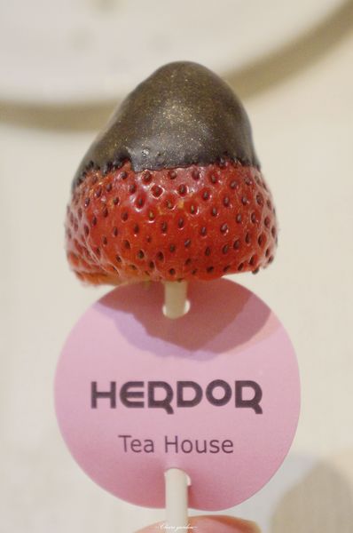 HERDOR Tea House:台北 捷運忠孝敦化站 禾多~少女心大爆發之夢幻繽紛棒棒糖蛋糕