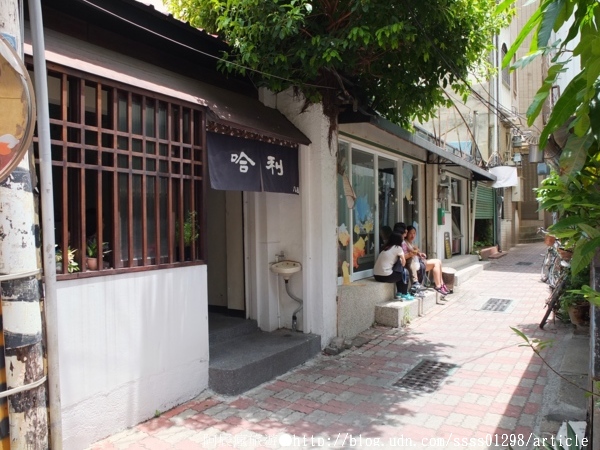 哈利速食:【美食特搜。台南中西區】哈利速食。自製漢堡肉、沙拉 台灣茶葉熬煮茶飲 遠近馳名巷弄內早餐店