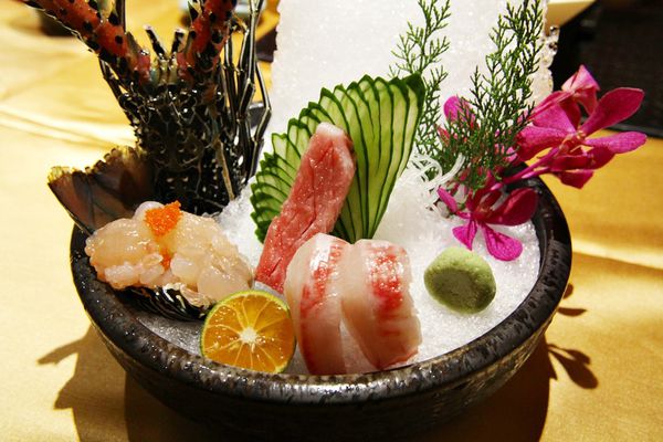 裕元花園酒店，WINDSOR HOTEL，元膳日式料哩，鐵板燒，賓利禮車接駁，