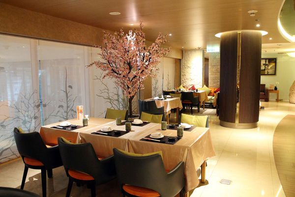 裕元花園酒店，WINDSOR HOTEL，元膳日式料哩，鐵板燒，賓利禮車接駁，