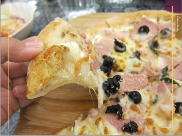 洋溢可愛鄉村風的轉角726,手工窯烤PIZZA,爽口滋味起司濃厚,義大利麵配料好豐盛-13.jpg