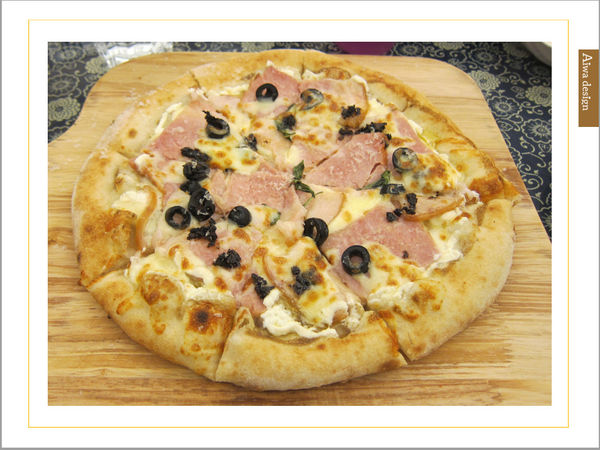 洋溢可愛鄉村風的轉角726,手工窯烤PIZZA,爽口滋味起司濃厚,義大利麵配料好豐盛-14.jpg