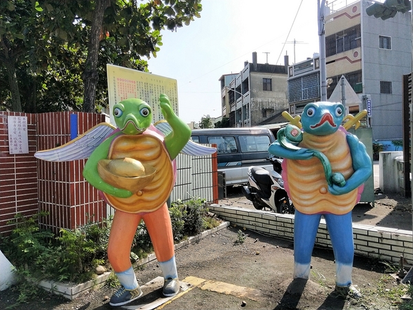 搶先曝光全台唯一3D貓熊彩繪村：【雲林斗南景點】石龜溪貓熊彩繪村~唯一以貓熊為主題的彩繪