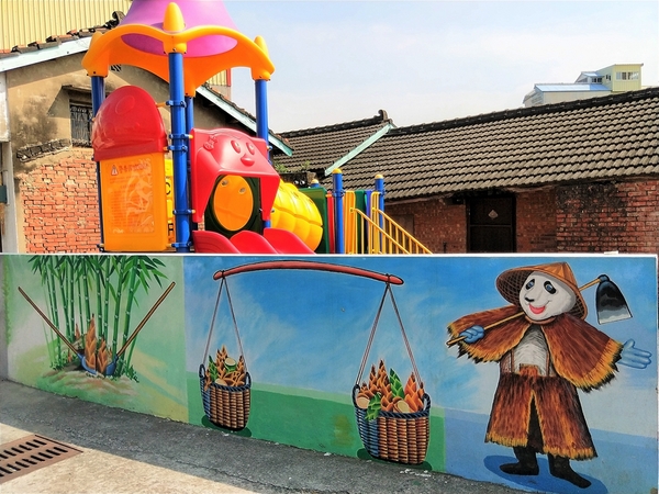 搶先曝光全台唯一3D貓熊彩繪村：【雲林斗南景點】石龜溪貓熊彩繪村~唯一以貓熊為主題的彩繪