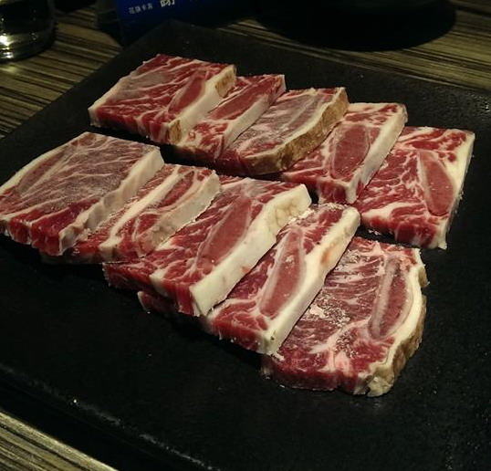 麻神麻辣火鍋:傳說果凍鴨血的麻神麻辣鍋