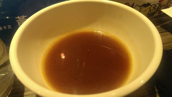 麻神麻辣火鍋:傳說果凍鴨血的麻神麻辣鍋