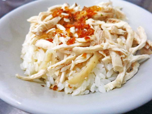 【永和美食】擱一碗鮮魚湯-無刺虱目魚湯,雞肉飯