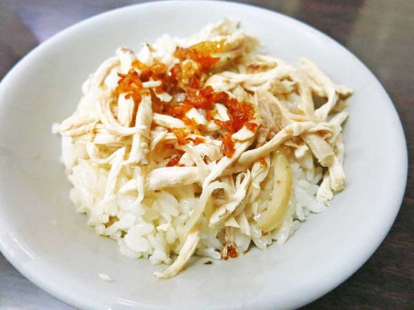 【永和美食】擱一碗鮮魚湯-無刺虱目魚湯,雞肉飯