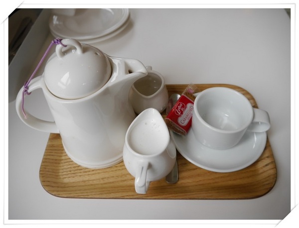 WOW咖啡:【深坑】Wow Cafe-微深山的休閒農莊咖啡館(咖啡、輕食、網路),還可以帶心愛的狗狗一起來唷!