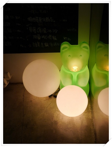 WOW咖啡:【深坑】Wow Cafe-微深山的休閒農莊咖啡館(咖啡、輕食、網路),還可以帶心愛的狗狗一起來唷!