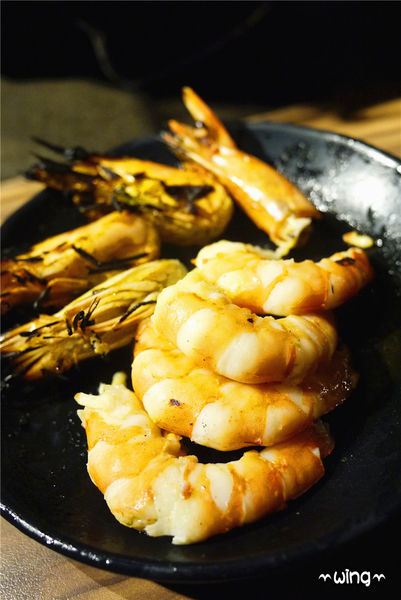 我！就厲害(板橋店)：［新北板橋］【我！就厲害(板橋店)】嚴選大蝦、各式牛、豬、雞肉極緻食材吃到飽體驗