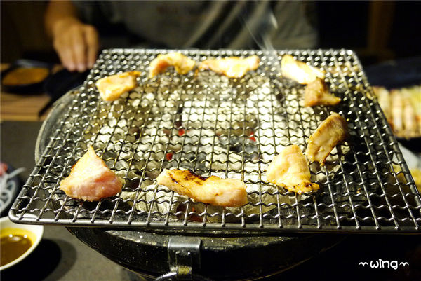 我！就厲害(板橋店)：［新北板橋］【我！就厲害(板橋店)】嚴選大蝦、各式牛、豬、雞肉極緻食材吃到飽體驗