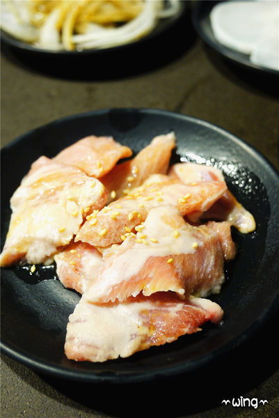 我！就厲害(板橋店)：［新北板橋］【我！就厲害(板橋店)】嚴選大蝦、各式牛、豬、雞肉極緻食材吃到飽體驗