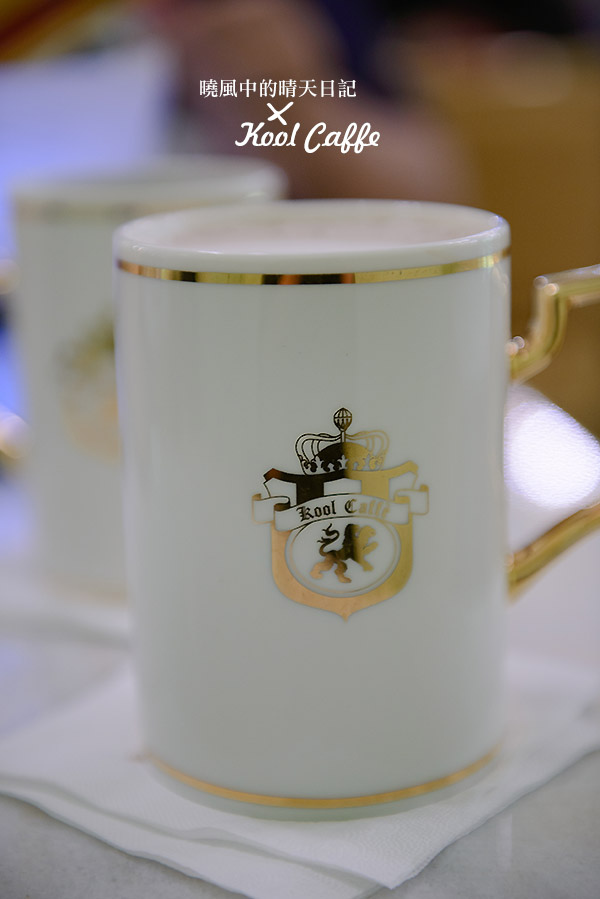 KOOL CAFFE(文藝復興店)：【KOOL CAFFE文藝復興店】講義大利文的華麗咖啡廳