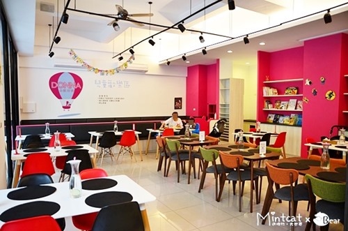 朵娜好食親子餐廳：【新北親子餐廳】三重朵娜好食體驗邀約‧好吃又好玩同時滿足一家大小(可包場辦寶寶聚會)