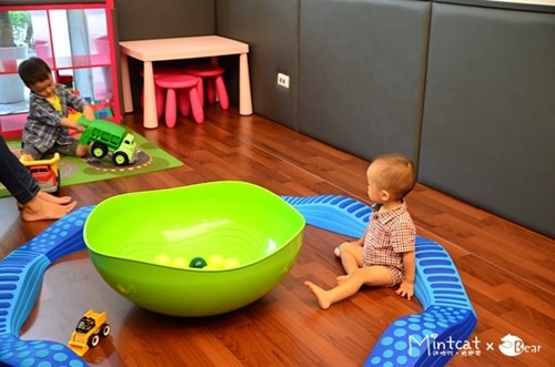 朵娜好食親子餐廳：【新北親子餐廳】三重朵娜好食體驗邀約‧好吃又好玩同時滿足一家大小(可包場辦寶寶聚會)