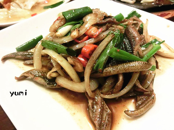 萬香土產紅燒羊肉爐：【口碑券§第80彈】冬令進補時間到~台南公園路平價小炒海鮮/紅燒羊肉爐溫暖你心@萬香土產紅燒羊肉爐