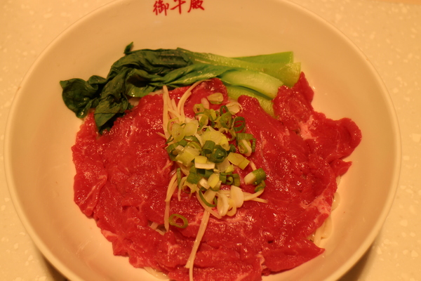 御牛殿(莊敬店):全國首創產銷合一之品牌「御牛殿麵鍋食堂」莊敬店