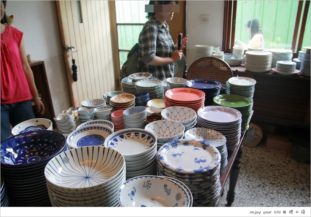 1411289238-791889599_l