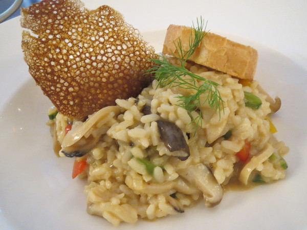 瑪佑咖啡：【邀約】一嚐牽絲美味焗烤飯的＂瑪佑咖啡＂食記