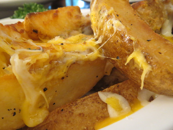 瑪佑咖啡：【邀約】一嚐牽絲美味焗烤飯的＂瑪佑咖啡＂食記