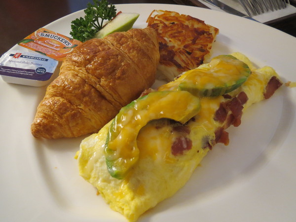 瑪佑咖啡：【邀約】一嚐牽絲美味焗烤飯的＂瑪佑咖啡＂食記