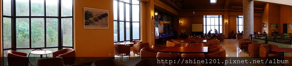 宜蘭景點 金車伯朗咖啡城堡 眺望龜山島