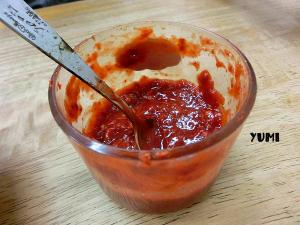 台北傳統小吃/台北甜不辣:【台中食記】林森路上隱藏的台北美食!台北甜不辣/台北花枝肉羹/九份芋圓@台北傳統小吃