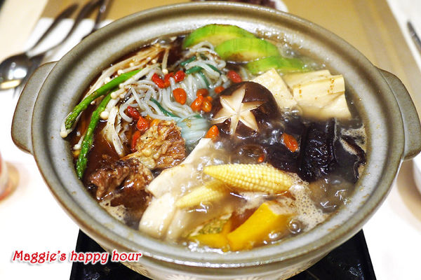 品盛悅素軒-蔬食素食：捷運松江南京站【品盛悅素軒精緻創意蔬食】道道精緻天然食材的創意蔬食料理