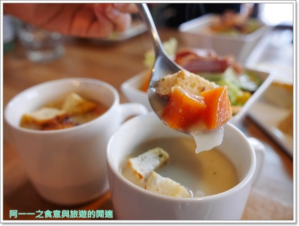 Pa Pa Rice 義大利燉飯專賣店:捷運忠孝敦化站美食 Pa Pa Rice 義大利燉飯專賣店~誘人水波蛋燉飯,吃得到愛的料理