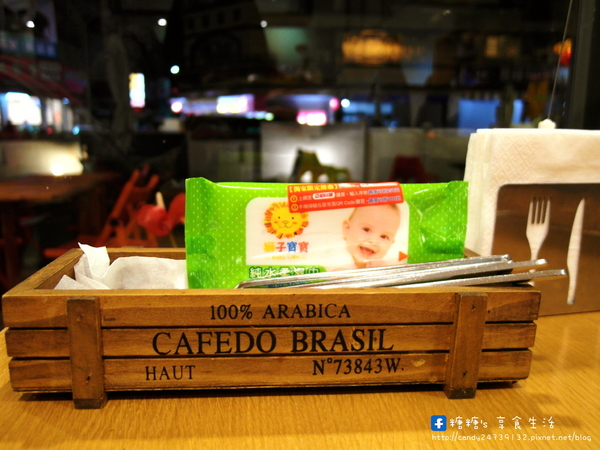 稞枓咖啡廚房:〖台中│美食〗稞枓咖啡廚房 ❤ 親子餐廳推薦,早午餐、義大利料理、鍋物、簡餐、兒童餐、鬆餅,吃喝玩樂一次滿足!!