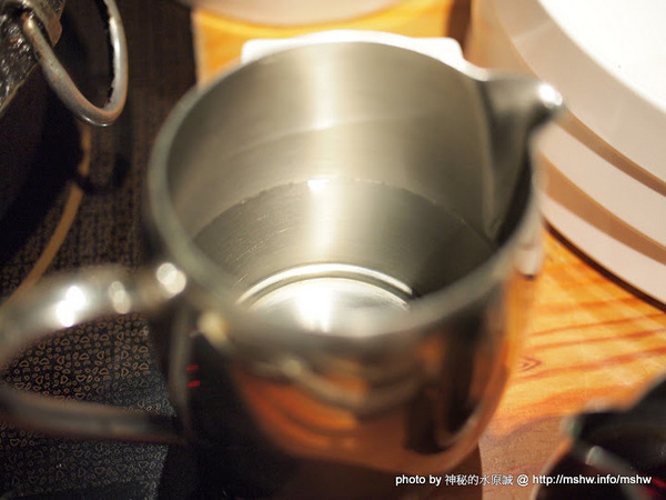 八錢鍋物：【食記】輕井澤旗下~滿足你對不同火鍋種類的需求 @ 台中南屯-八錢鍋物料理