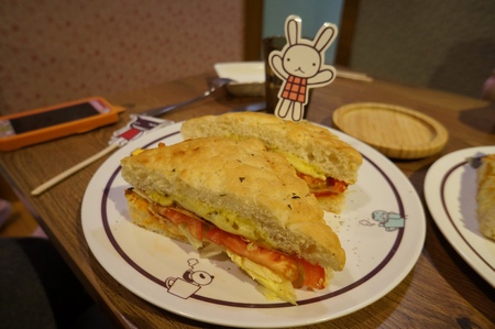 ARANZL CAFE' 阿朗基咖啡(板橋環球店):又再訪阿朗基♥ 板橋環球♥ 心花怒放♥ 裝潢超棒