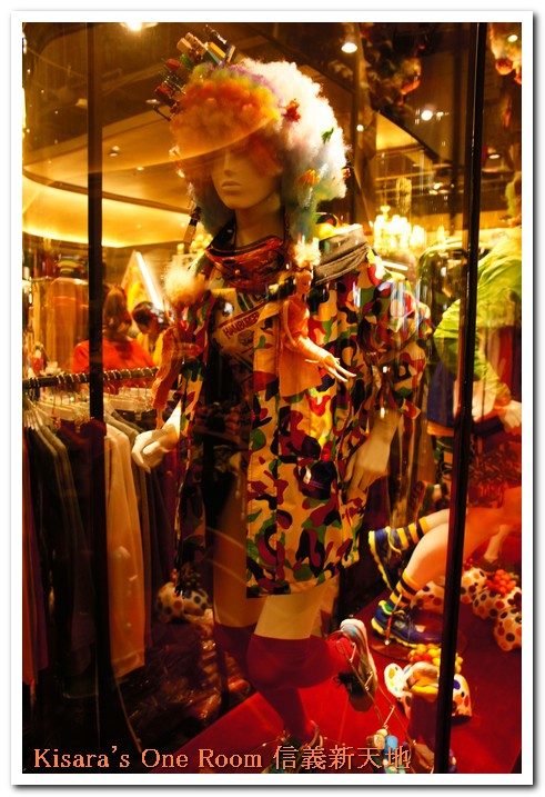 時尚運動殿堂(新光三越百貨信義新天地A11館)：時尚運動殿堂＠新光三越信義新天地時髦登場