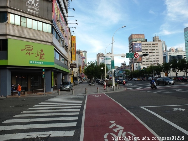 原燒優質原味燒肉(高雄中山店)：【愛評口碑券】原燒優質原味燒肉-高雄中山店。黑鑽雙享套餐新品嚐鮮 獨創三八烤法 美國安格斯牛套餐好夢幻