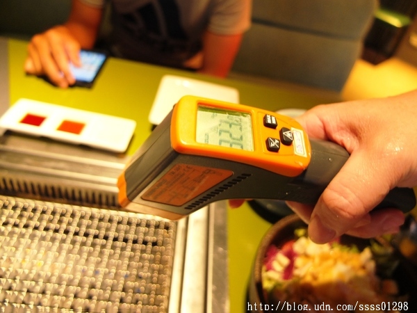 原燒優質原味燒肉(高雄中山店)：【愛評口碑券】原燒優質原味燒肉-高雄中山店。黑鑽雙享套餐新品嚐鮮 獨創三八烤法 美國安格斯牛套餐好夢幻