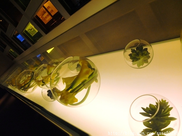 原燒優質原味燒肉(高雄中山店)：【愛評口碑券】原燒優質原味燒肉-高雄中山店。黑鑽雙享套餐新品嚐鮮 獨創三八烤法 美國安格斯牛套餐好夢幻