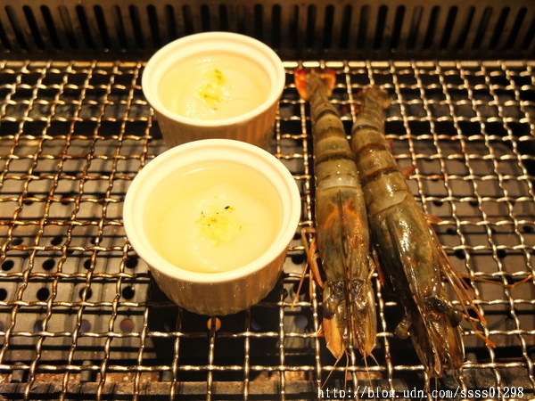 原燒優質原味燒肉(高雄中山店)：【愛評口碑券】原燒優質原味燒肉-高雄中山店。黑鑽雙享套餐新品嚐鮮 獨創三八烤法 美國安格斯牛套餐好夢幻