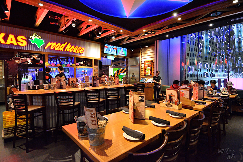 台北信義區Texas Roadhouse微風松高:德州鮮切牛排&烤棉花糖地瓜,美式聚餐餐廳,捷運市政府站美食