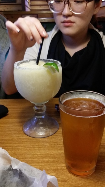 Texas Roadhouse 德州鮮切牛排:(胖樺食記)Texas Roadhouse德州鮮切牛排吃大口吃肉大口喝酒體驗美式風情