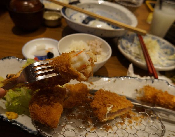 伊勢路勝勢日式豬排：伊勢路勝勢 ♥日式豬排 ♥巨大老虎蝦 ♥微風松高