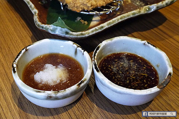 伊勢路勝勢日式豬排：◆台北信義。捷運市政府站【伊勢路勝勢日式豬排微風松高店】夏季限定新品強勢登場。炙燒肋眼牛排。伊勢牡蠣腰內豬排